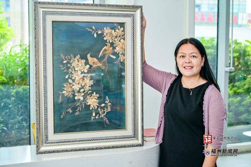 县在发生｜太治愈！鼓楼这位手艺人，把四季草木藏进方寸画作