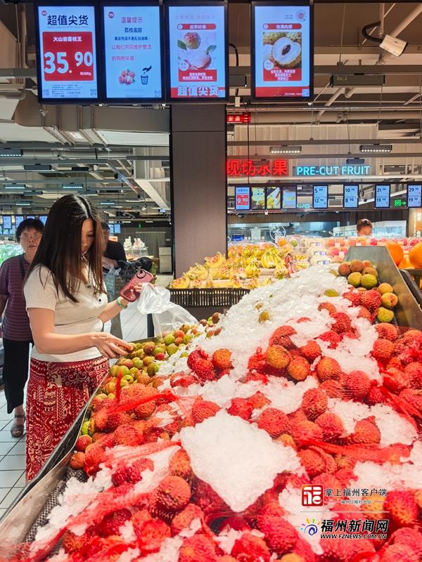 新消费｜福建本地荔枝大量上市 荔枝王成送礼新宠_本网原创_新闻频道_福州新闻网