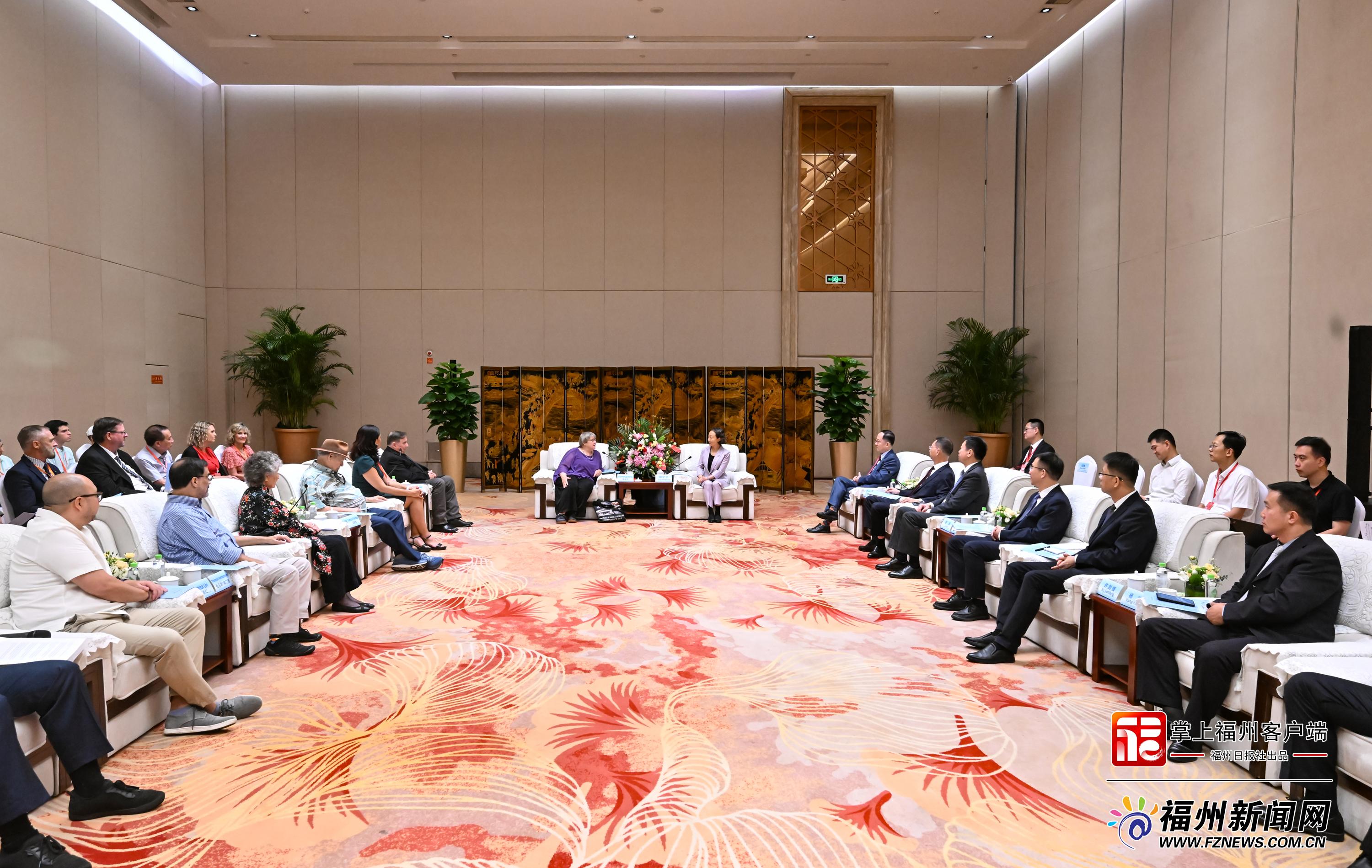 郭宁宁吴贤德与2026年“鼓岭缘”中美青少年棒球友谊赛暨体育交流周重要嘉宾座谈交流
