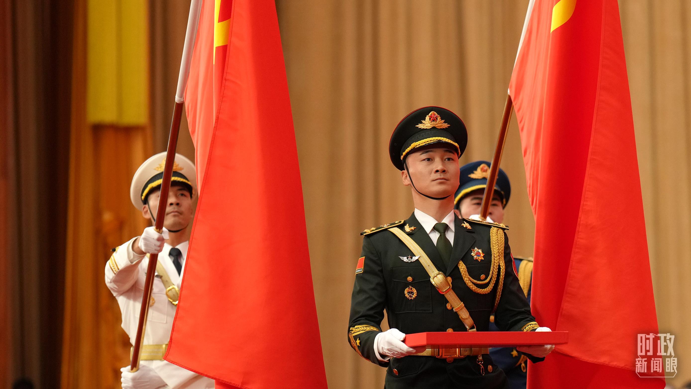 时政新闻眼丨奋力创造新的历史辉煌，习近平在这场大会上发出伟大号召