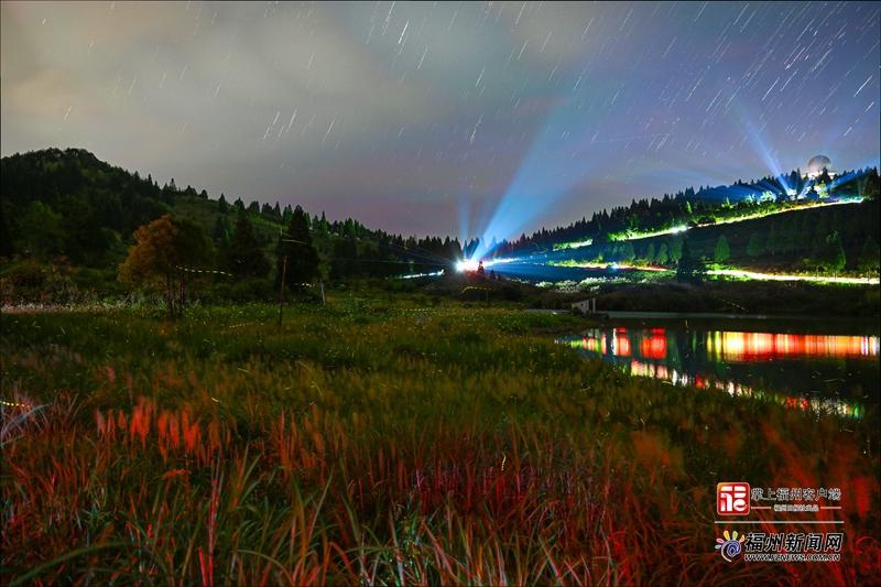 闽侯大湖雪峰夏夜流萤飞舞 迎来最佳观赏期
