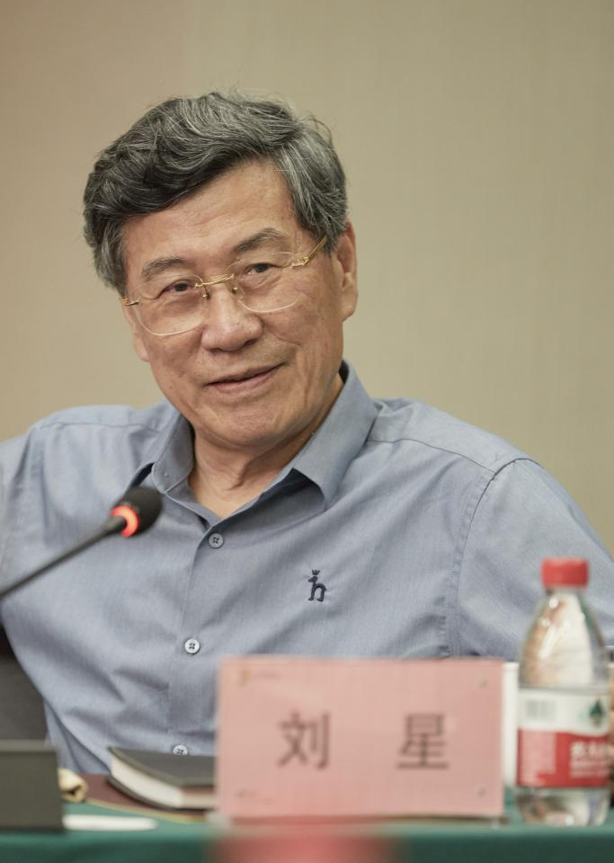 电影《无悔英雄》剧本研讨会在京顺利举办