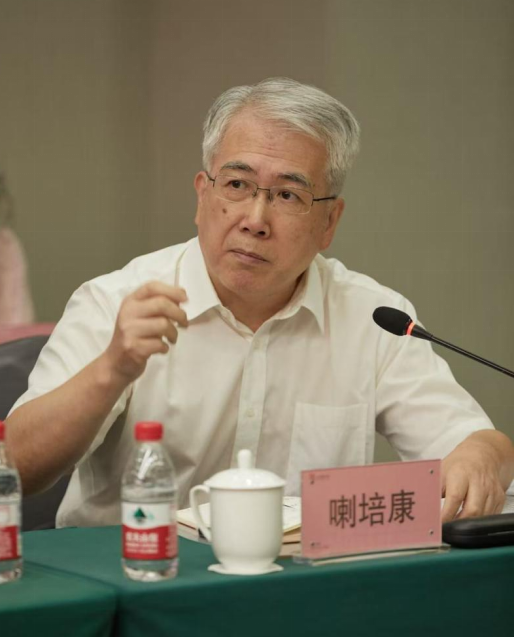 电影《无悔英雄》剧本研讨会在京顺利举办