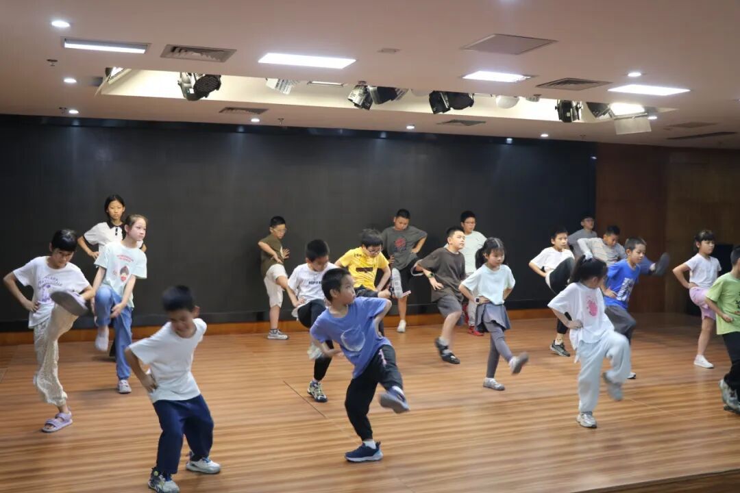 童心向党 智伴成长——晋安区妇联2026年公益夏令营圆满收官 童心向党 智伴成长——晋安区妇联2026年公益夏令营圆满收官