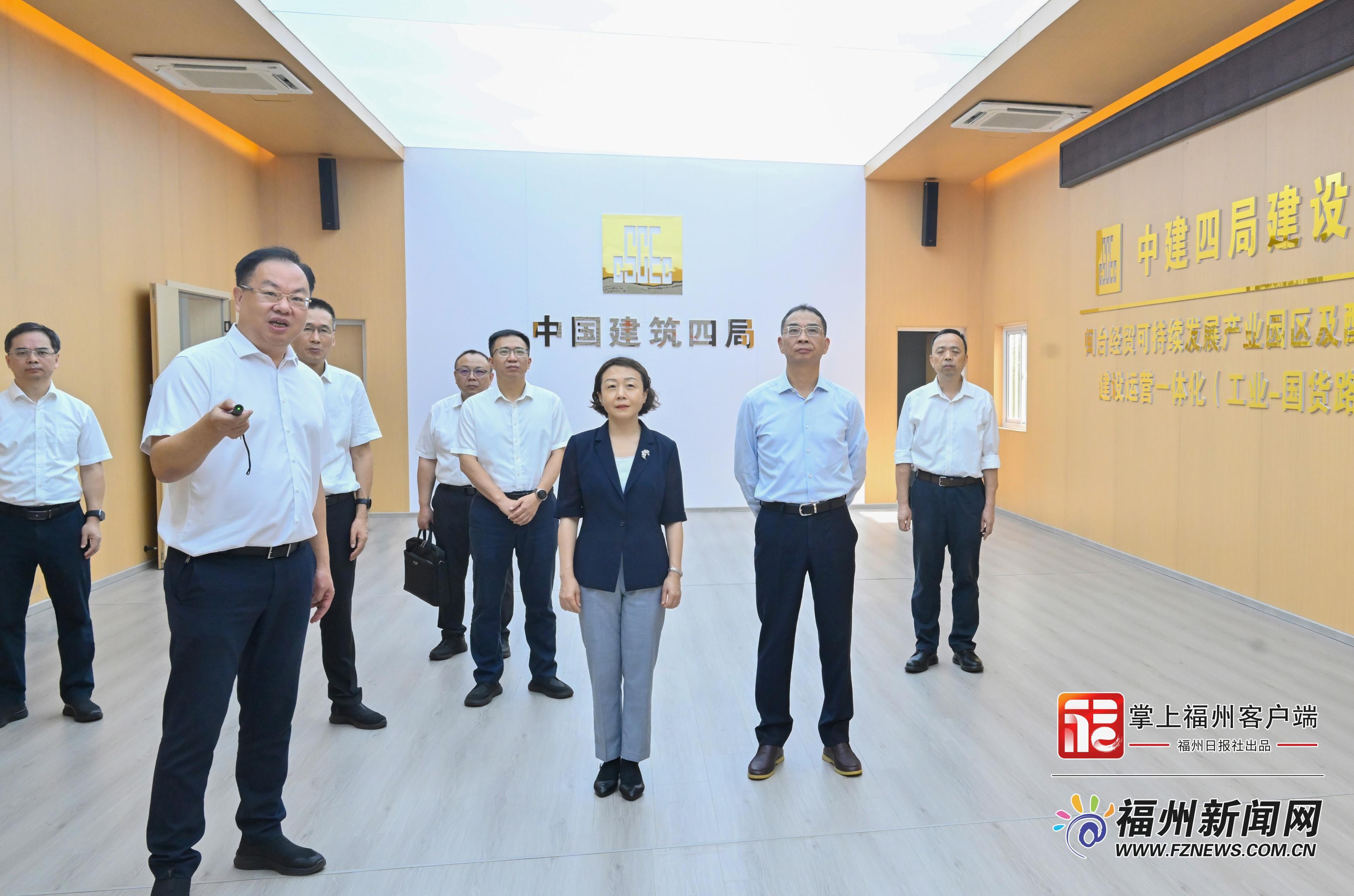 郭宁宁吴贤德调研推动重点项目建设并开展“护河爱水、清洁家园”活动