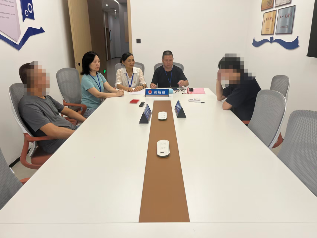 金花解纷记丨巧化矛盾 守护社区温度