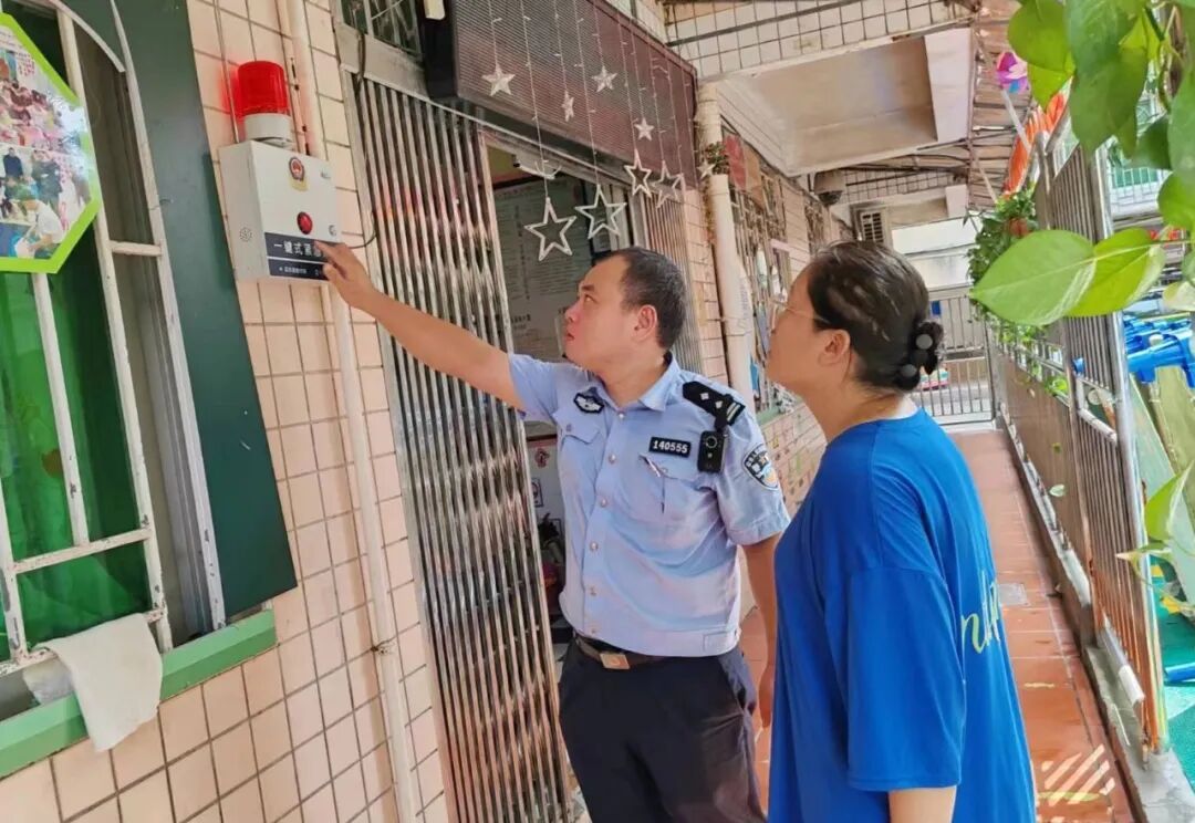 开学季晋安公安全力守护校园安全