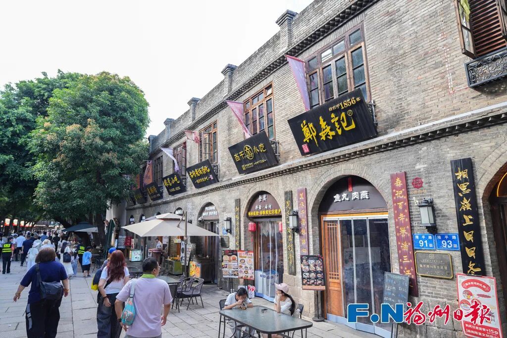 全国观众都在看福州！开播即爆款！国安部力作《交锋》收视夺冠！