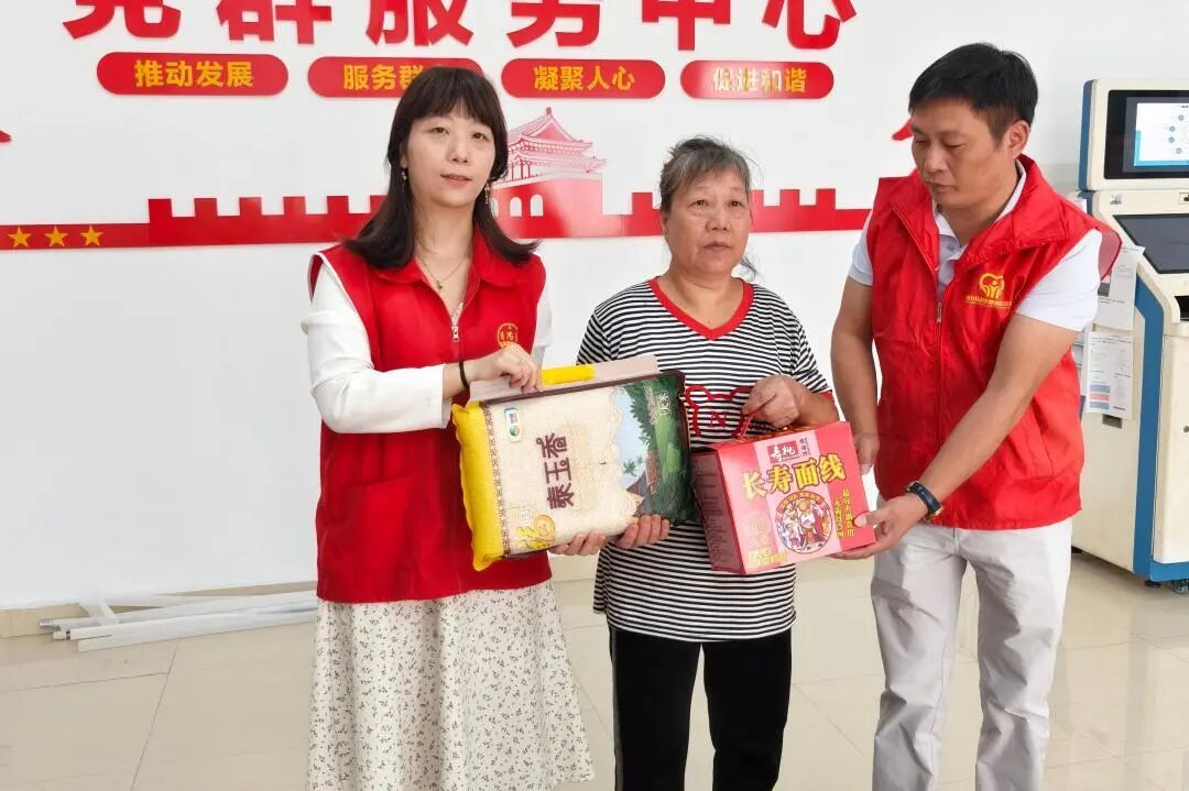 月满中秋 情暖驿站——晋安区工会驿站开展中秋主题活动
